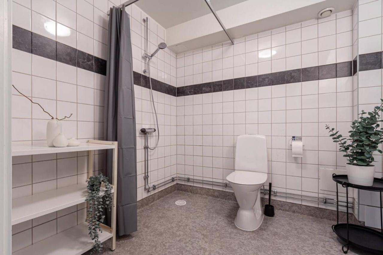 Simple Studio In Trendy Soedermalm - Construction Work Стокгольм Экстерьер фото