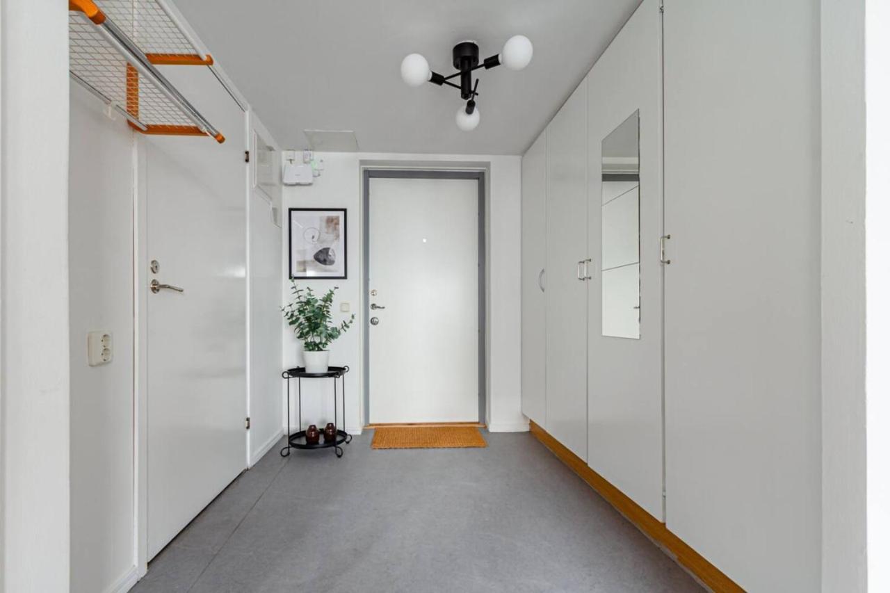 Simple Studio In Trendy Soedermalm - Construction Work Стокгольм Экстерьер фото